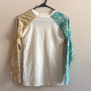NWT Seea Printed, Long Sleeved Rashguard size M